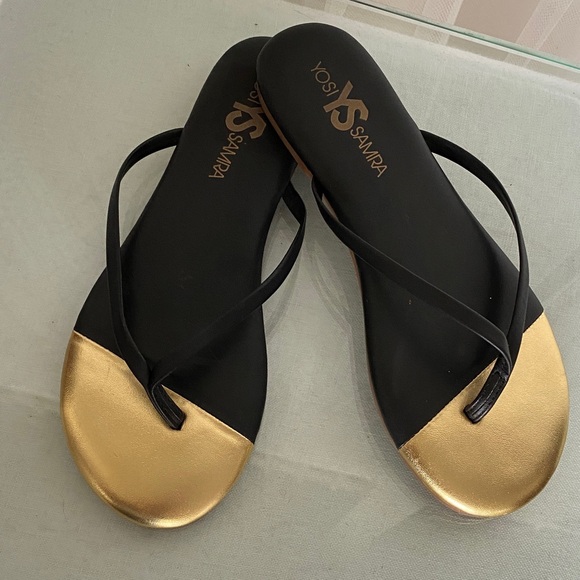 Yosi Samra Shoes - Yosi Samra Black and Gold Leather Sandals Flip-Flops Size 7